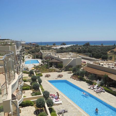 Lagada Resort Makrýgialos Eksteriør billede
