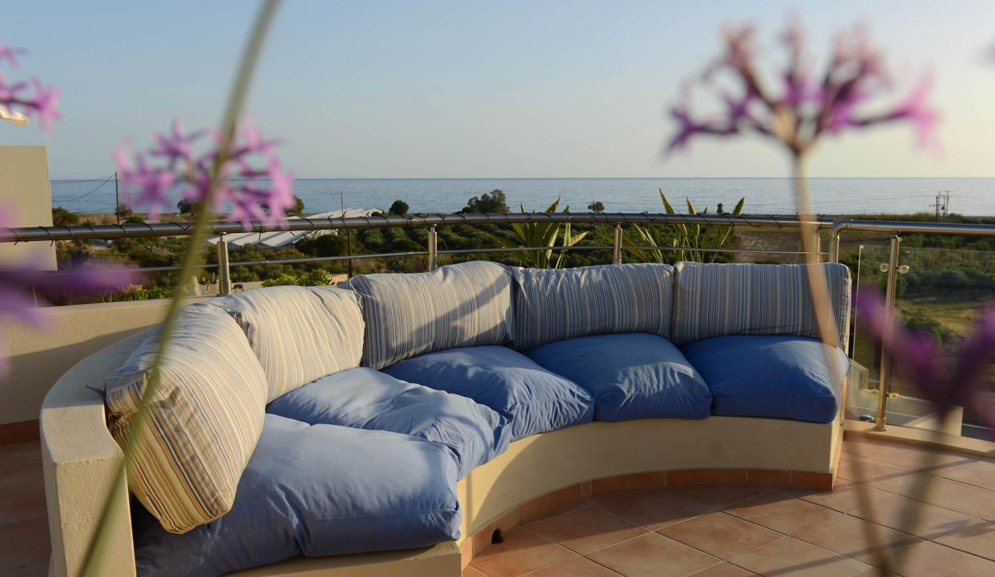 Lagada Resort Makrýgialos Eksteriør billede