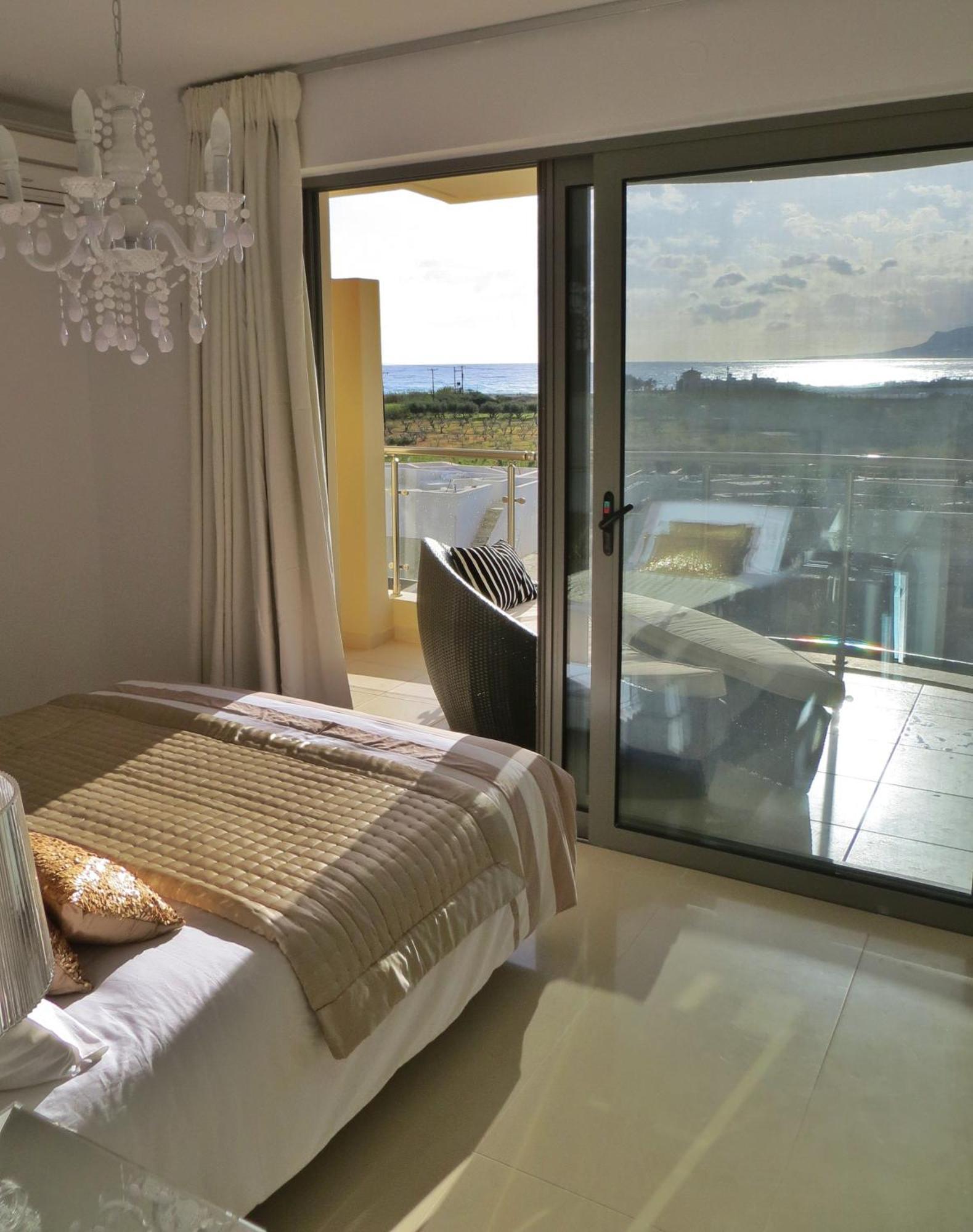 Lagada Resort Makrýgialos Eksteriør billede