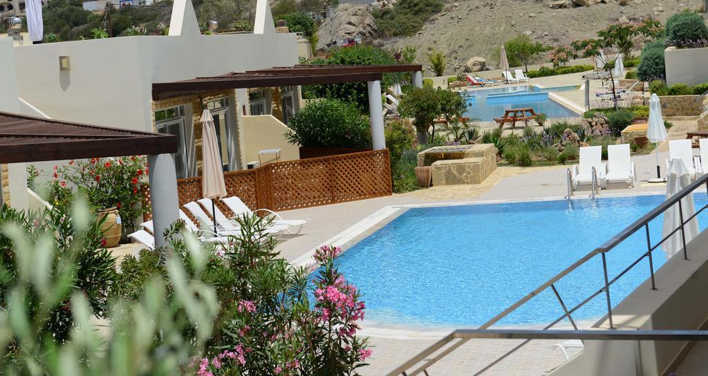 Lagada Resort Makrýgialos Eksteriør billede
