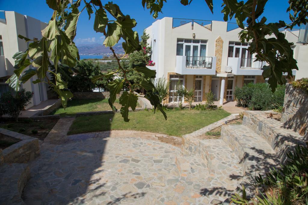 Lagada Resort Makrýgialos Eksteriør billede
